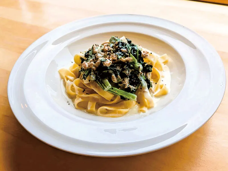 奥多摩パスタ ペスカ ツナほうれん草パスタ